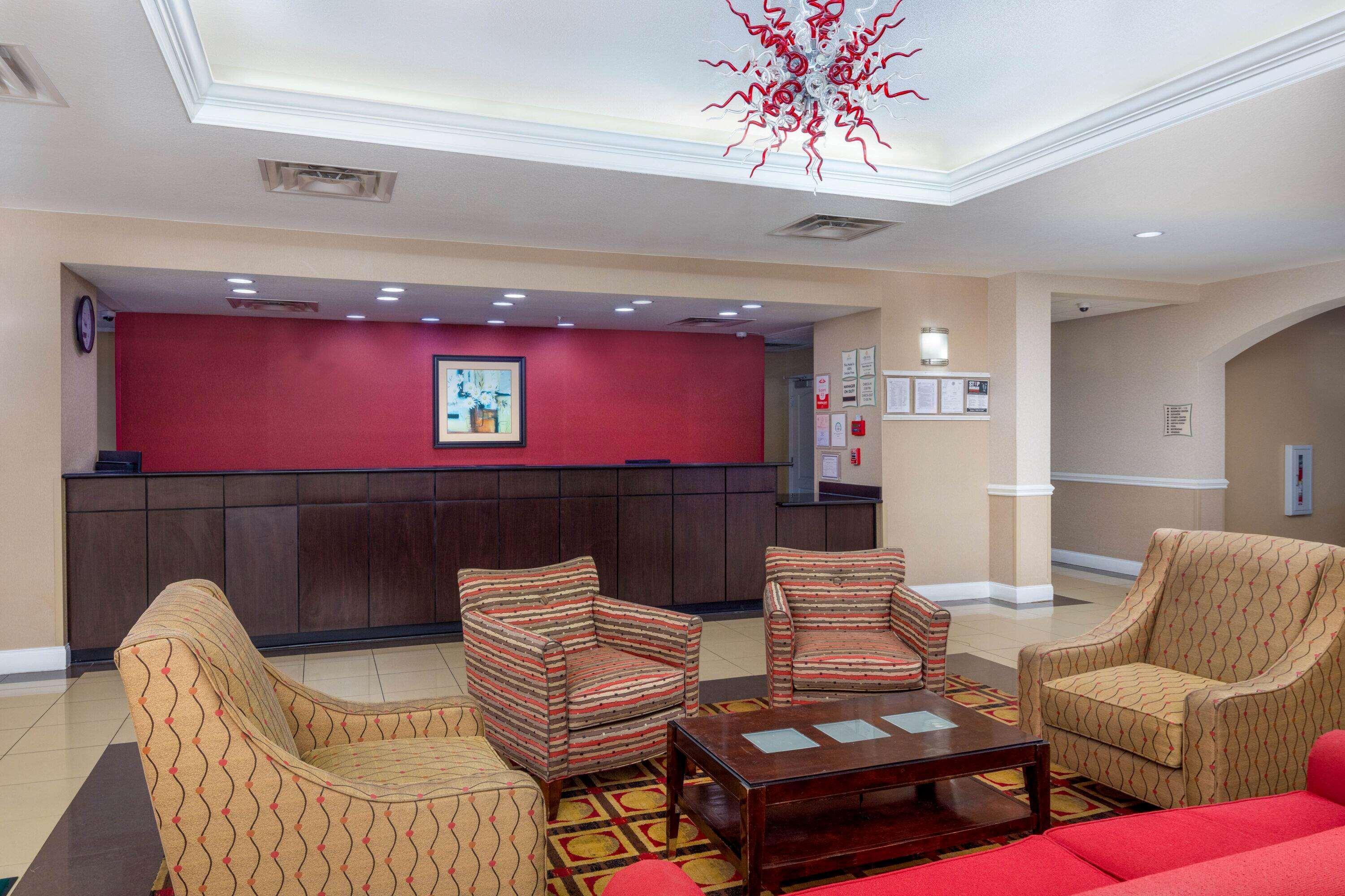 La Quinta By Wyndham Macon West Hotel Exterior photo